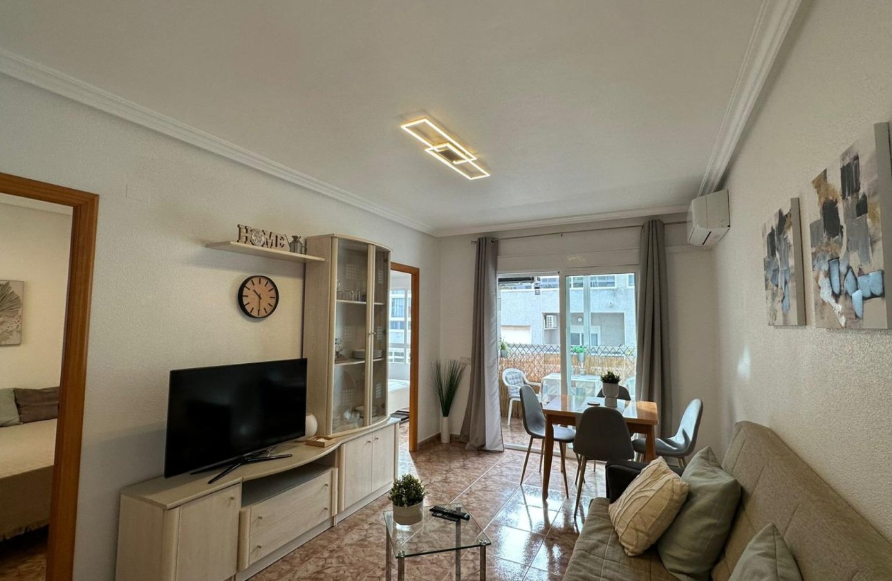 Resale - Apartment -
Torrevieja - Estacion De Autobuses