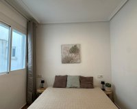 Resale - Apartment -
Torrevieja - Estacion De Autobuses