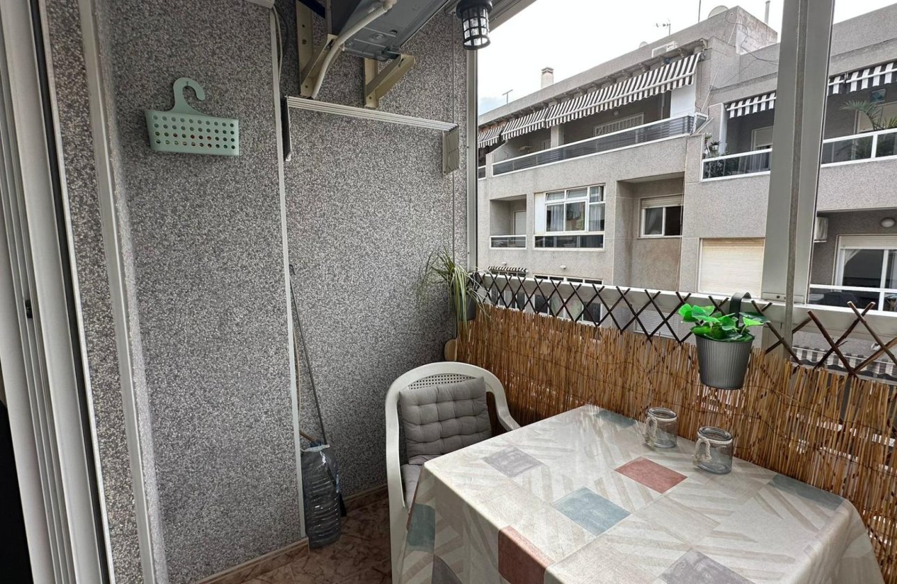 Resale - Apartment -
Torrevieja - Estacion De Autobuses