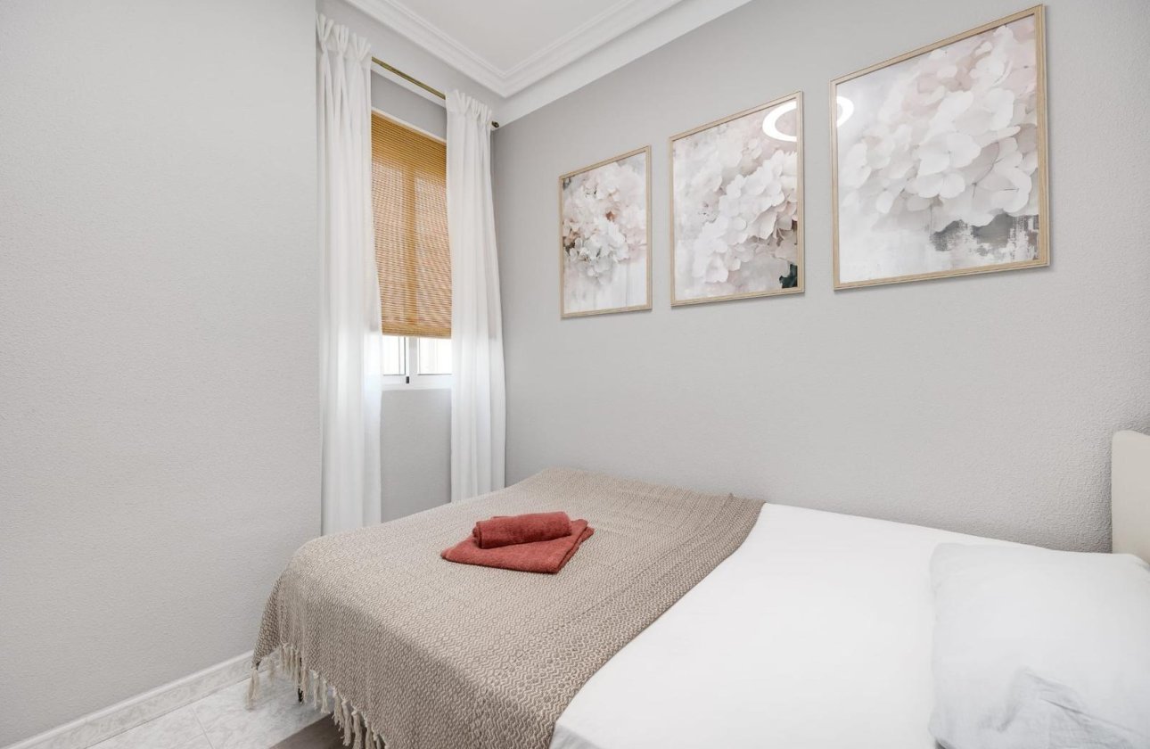 Resale - Apartment -
Torrevieja - Estacion De Autobuses