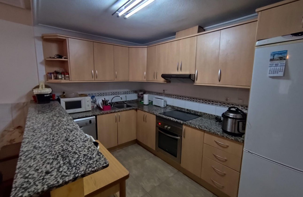 Resale - Apartment -
Torrevieja - Estacion De Autobuses