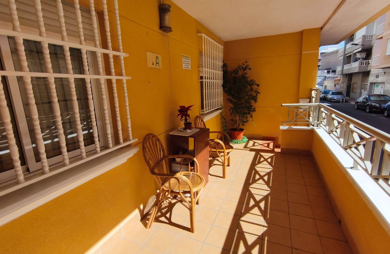 Resale - Apartment -
Torrevieja - Estacion De Autobuses