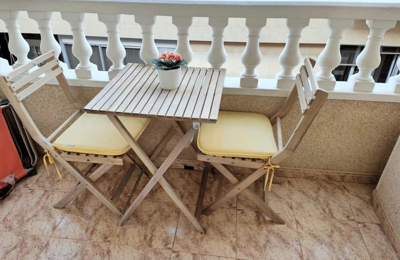 Resale - Apartment -
Torrevieja - Estacion De Autobuses