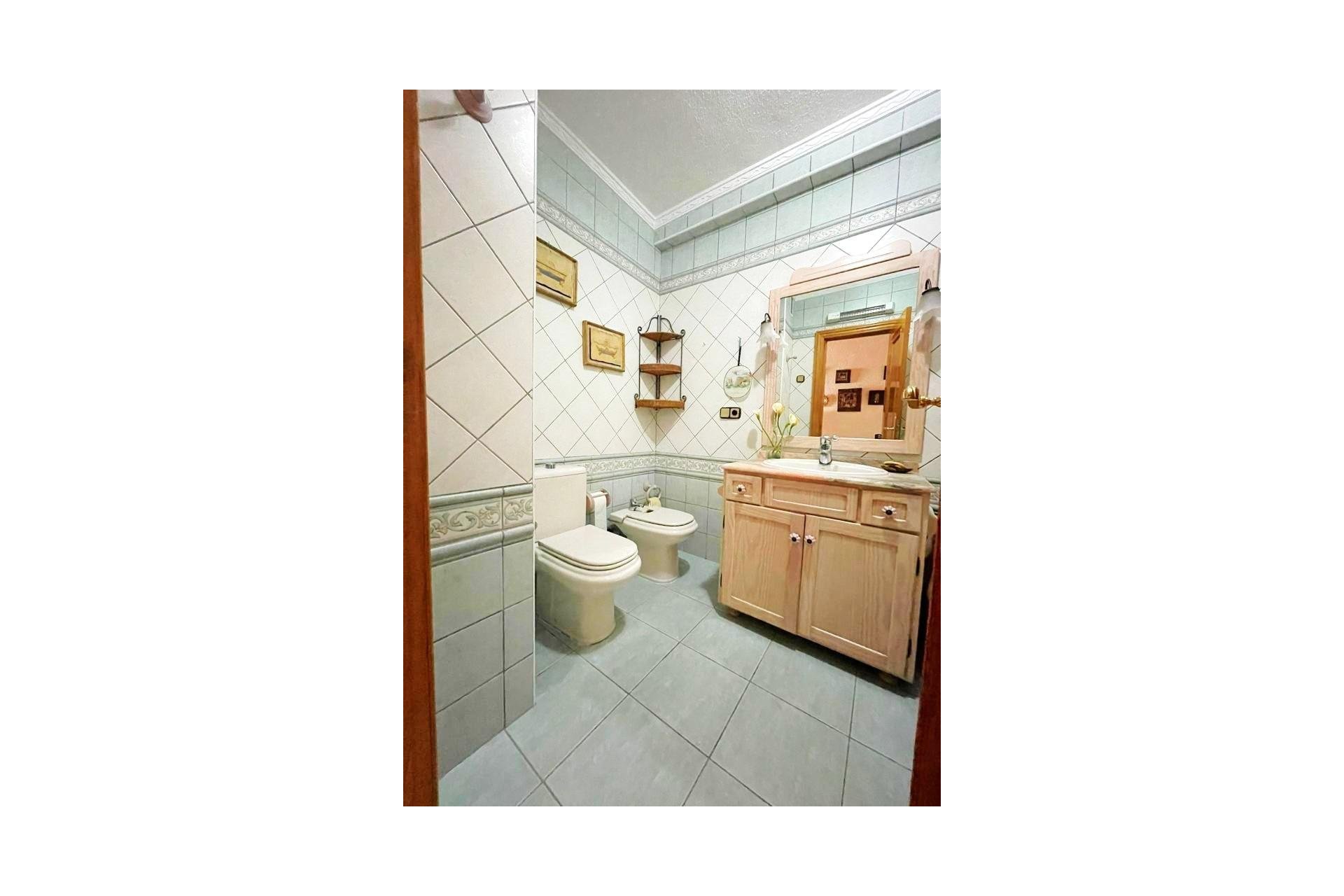 Resale - Apartment -
Torrevieja - Estacion De Autobuses