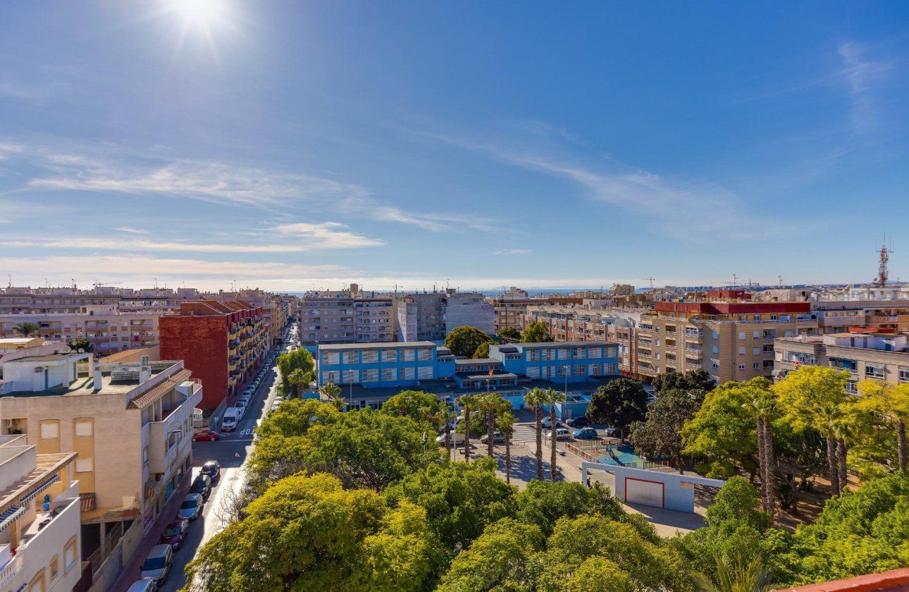 Resale - Apartment -
Torrevieja - Estacion De Autobuses