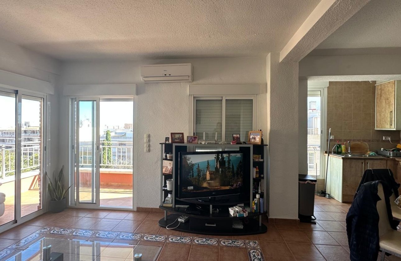 Resale - Apartment -
Torrevieja - Estacion De Autobuses