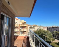 Resale - Apartment -
Torrevieja - Estacion De Autobuses