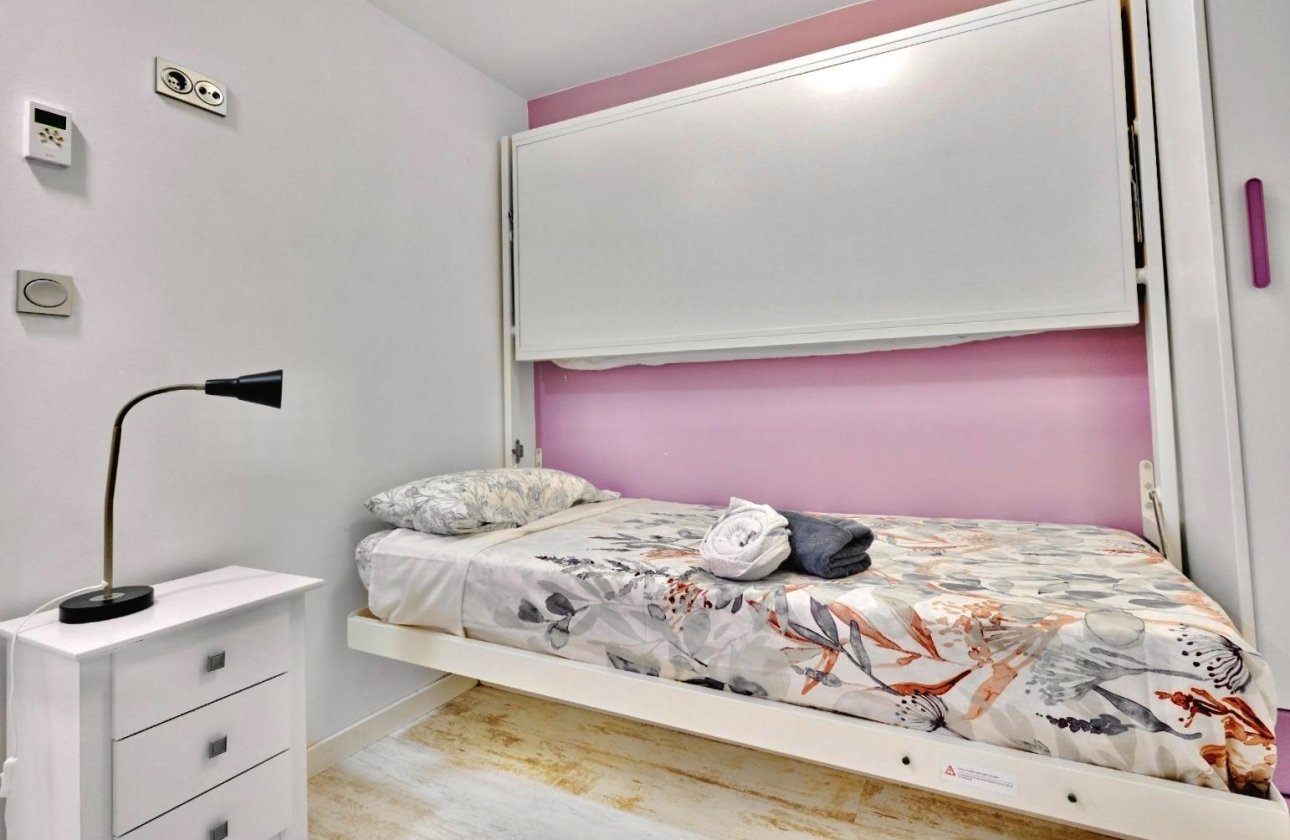 Resale - Apartment -
Torrevieja - Estacion De Autobuses