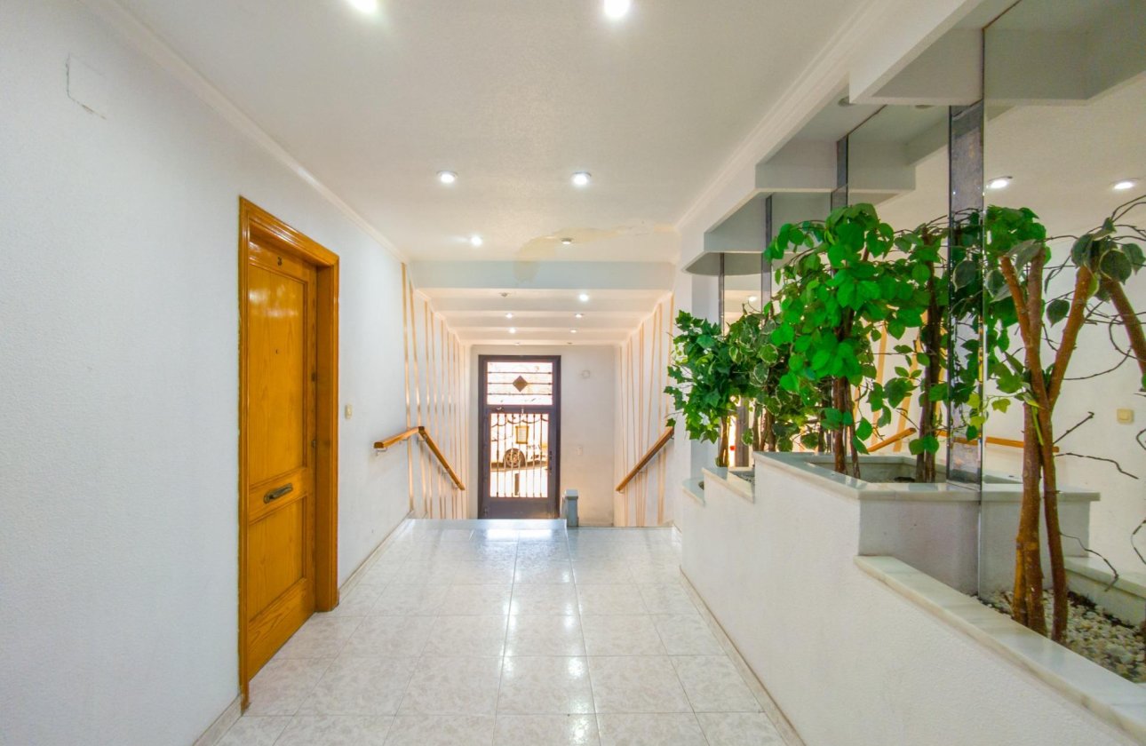 Resale - Apartment -
Torrevieja - Estacion De Autobuses