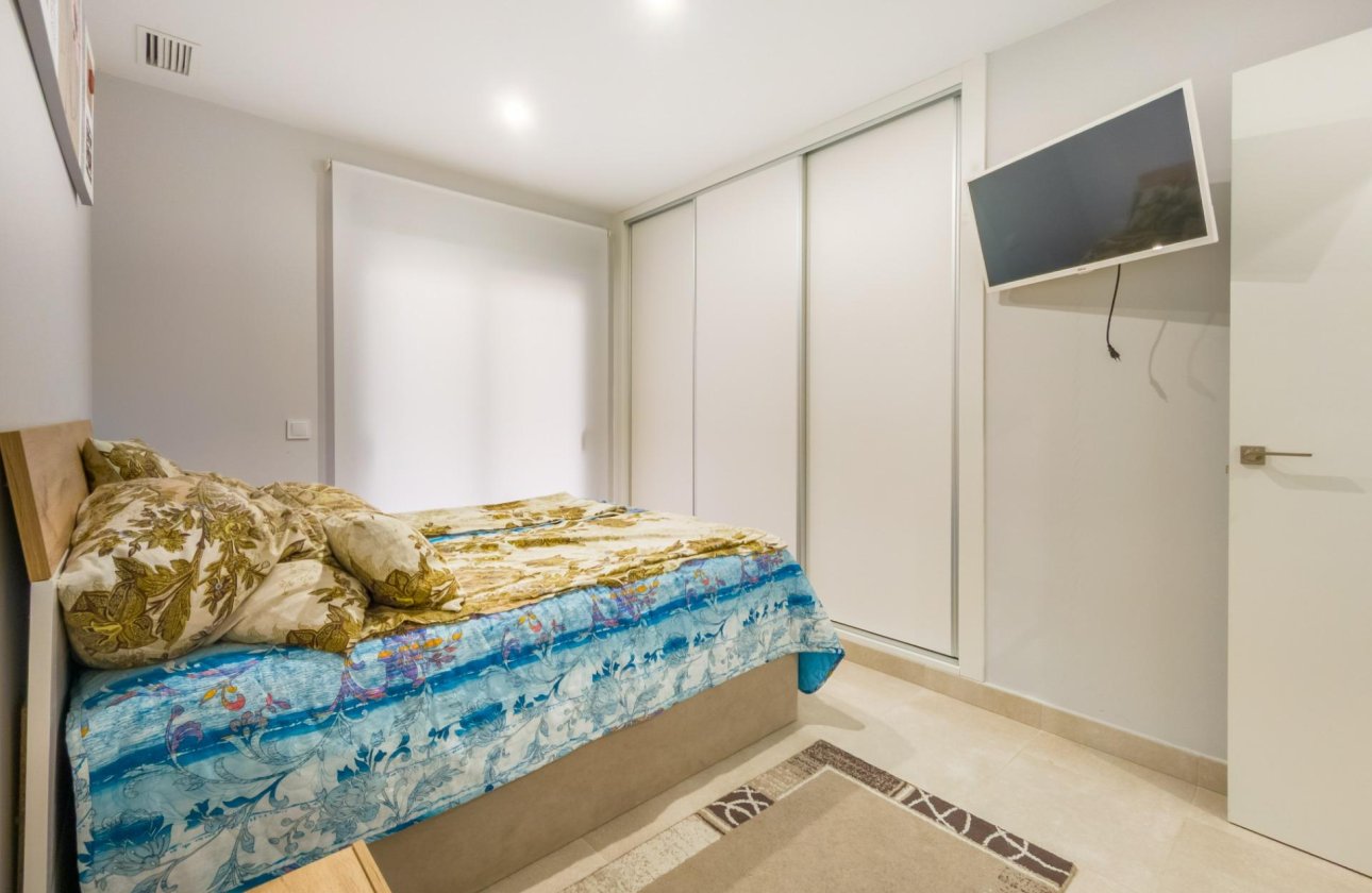 Resale - Apartment -
Torrevieja - Estacion De Autobuses