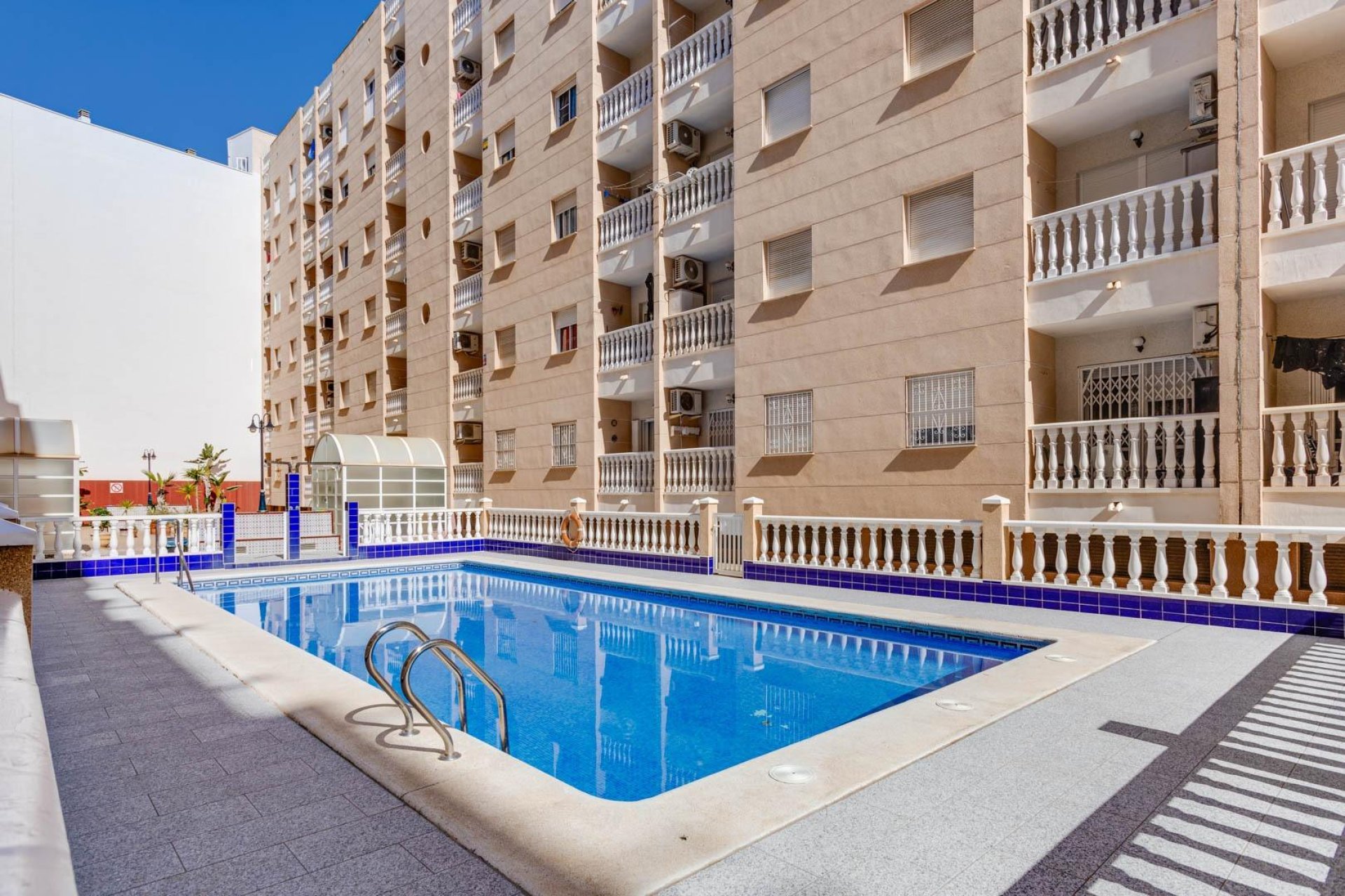 Resale - Apartment -
Torrevieja - Estacion De Autobuses