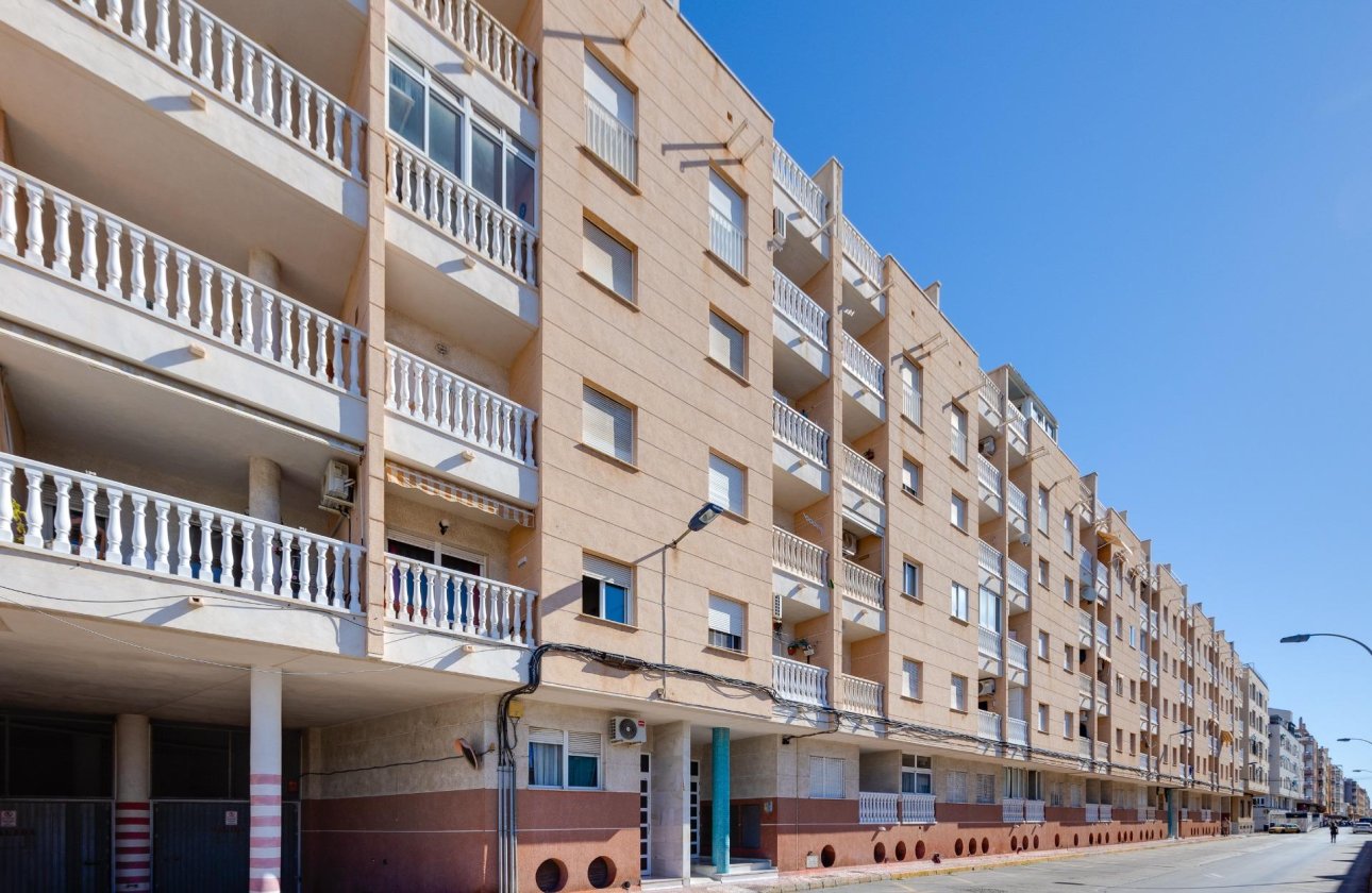 Resale - Apartment -
Torrevieja - Estacion De Autobuses