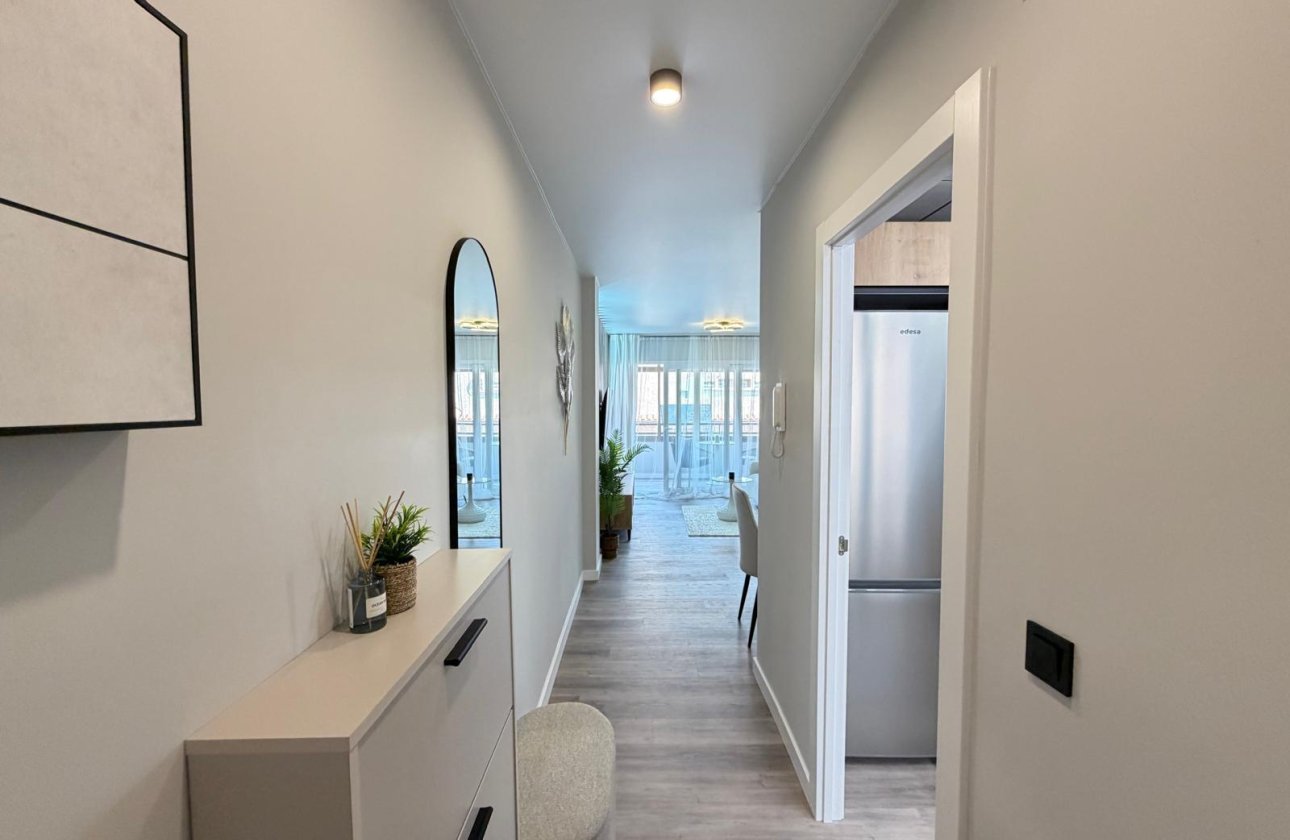 Resale - Apartment -
Torrevieja - Estacion De Autobuses