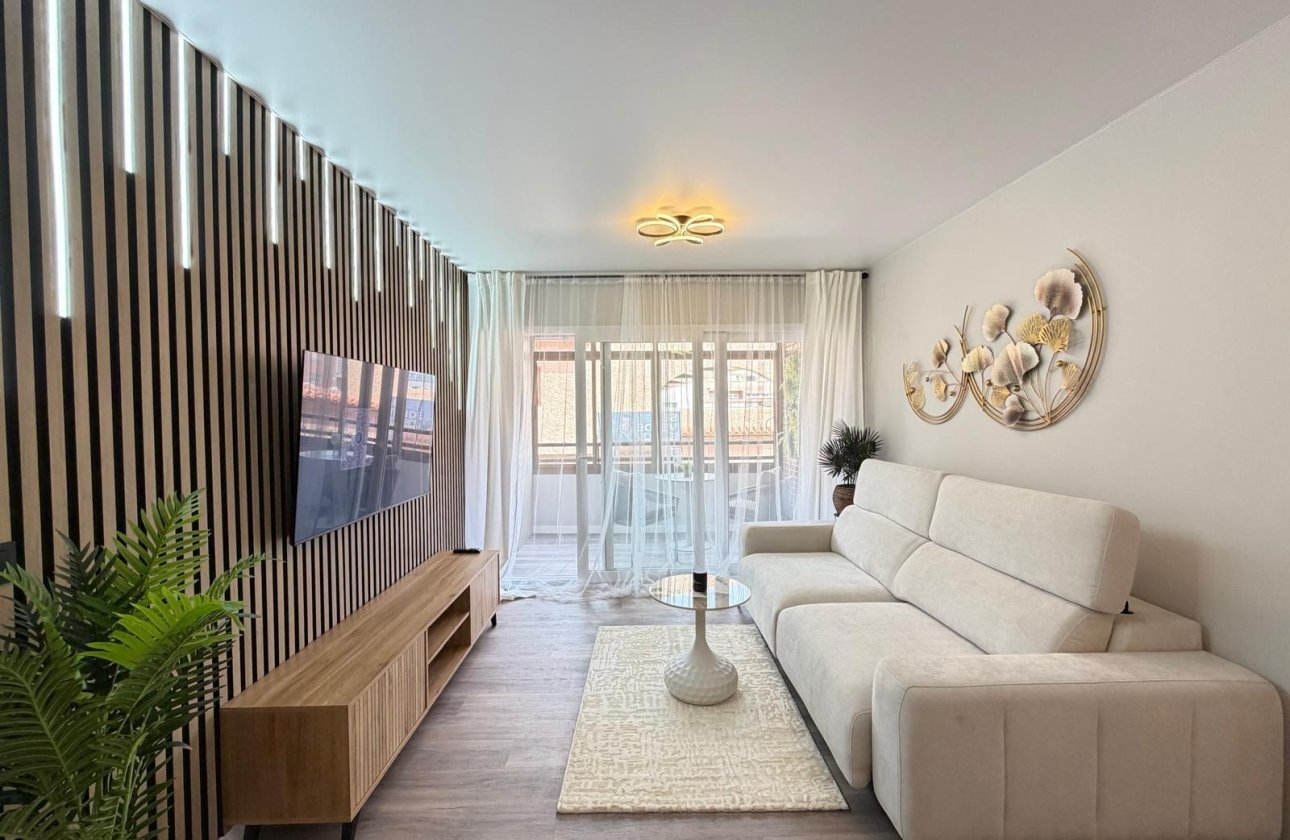 Resale - Apartment -
Torrevieja - Estacion De Autobuses