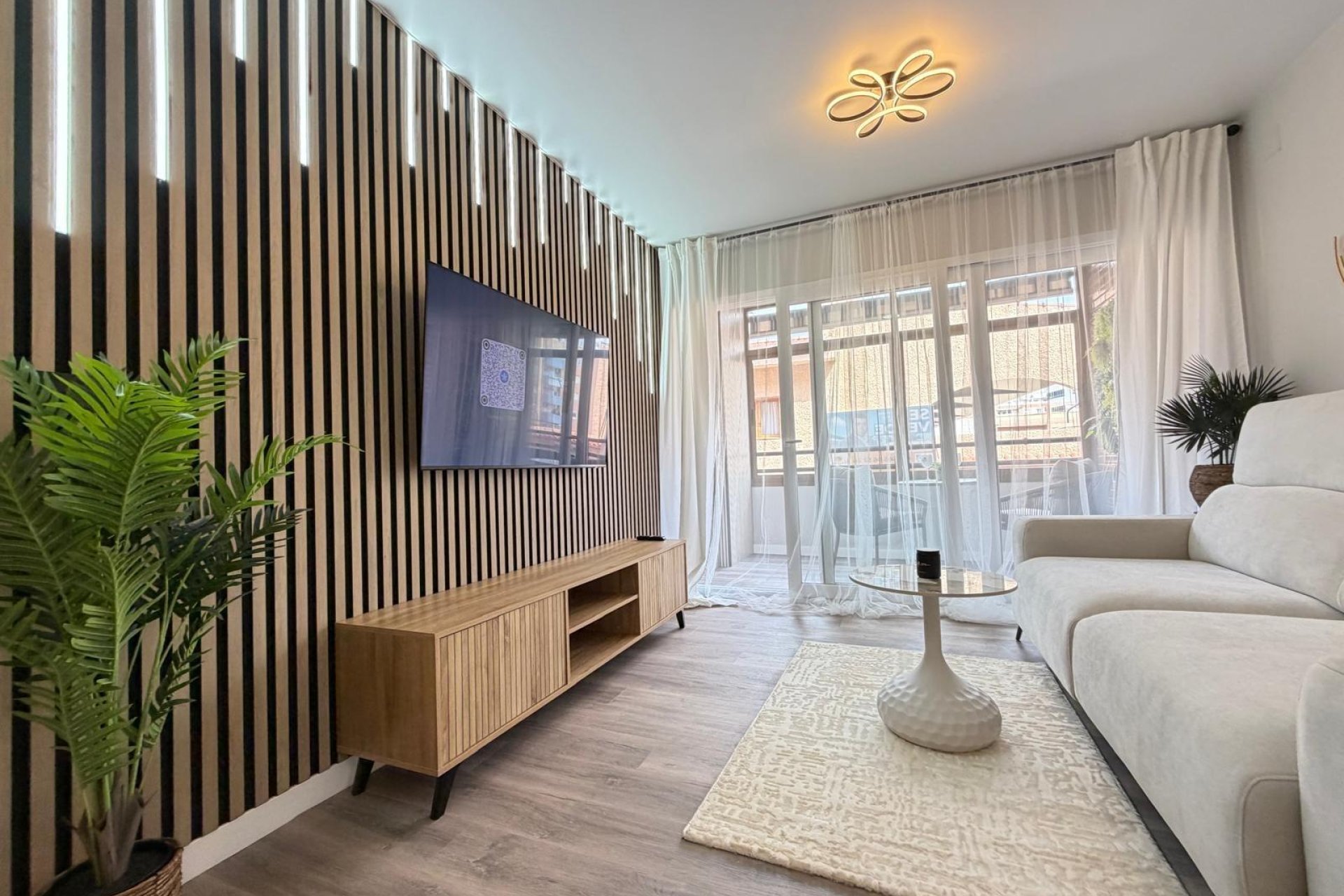 Resale - Apartment -
Torrevieja - Estacion De Autobuses