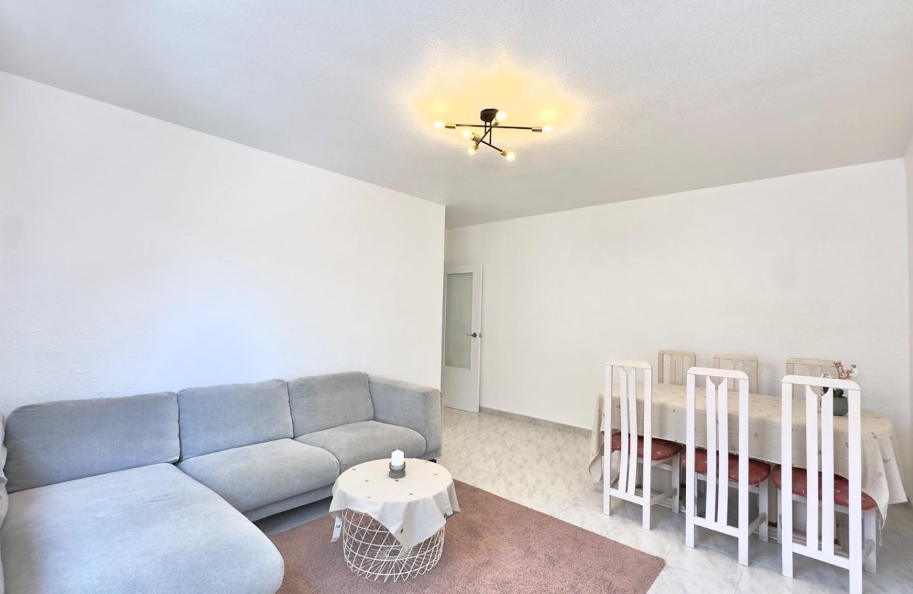 Resale - Apartment -
Torrevieja - Estacion De Autobuses