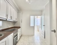 Resale - Apartment -
Torrevieja - Estacion De Autobuses