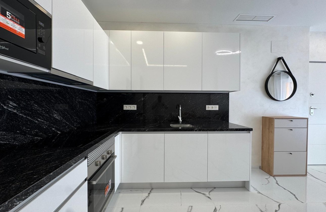 Resale - Apartment -
Torrevieja - Estacion De Autobuses