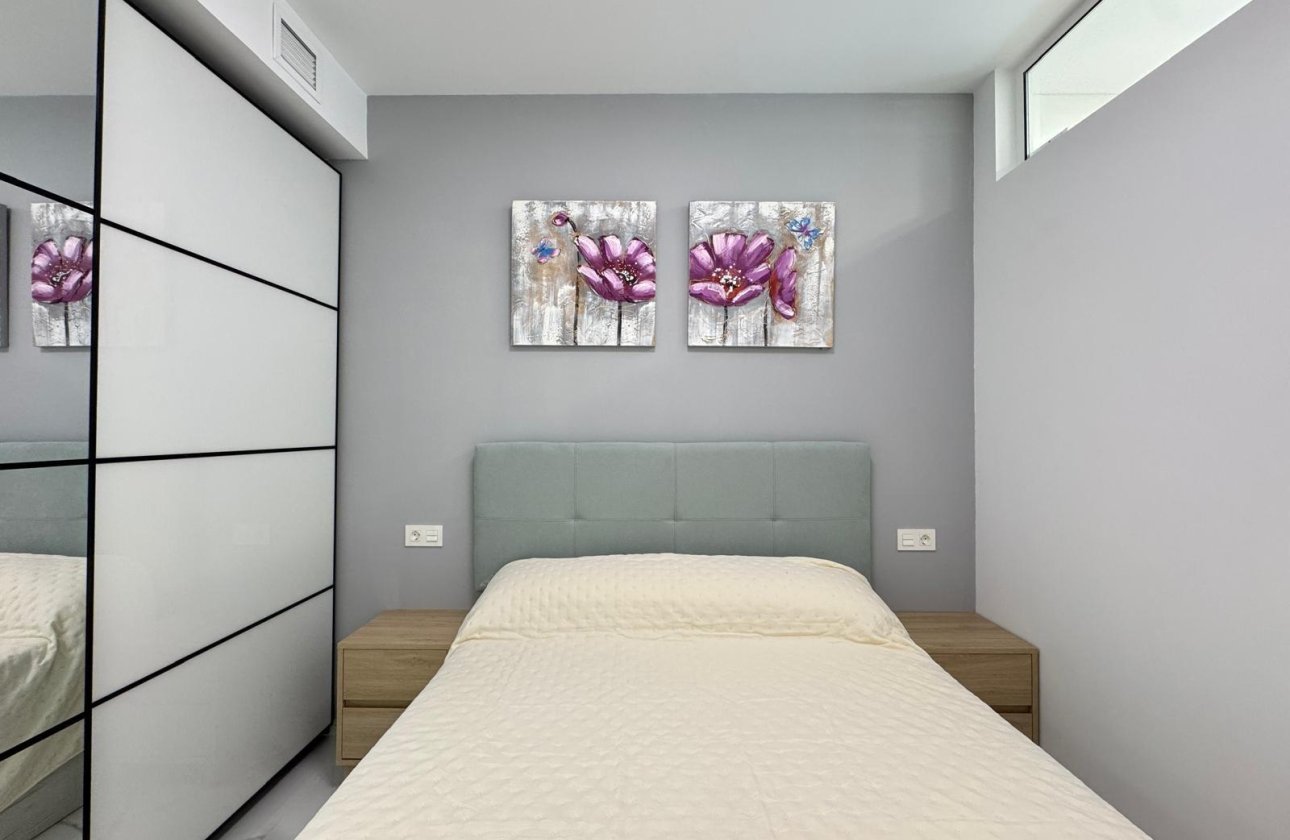 Resale - Apartment -
Torrevieja - Estacion De Autobuses
