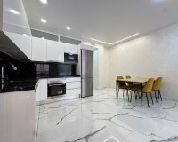 Resale - Apartment -
Torrevieja - Estacion De Autobuses