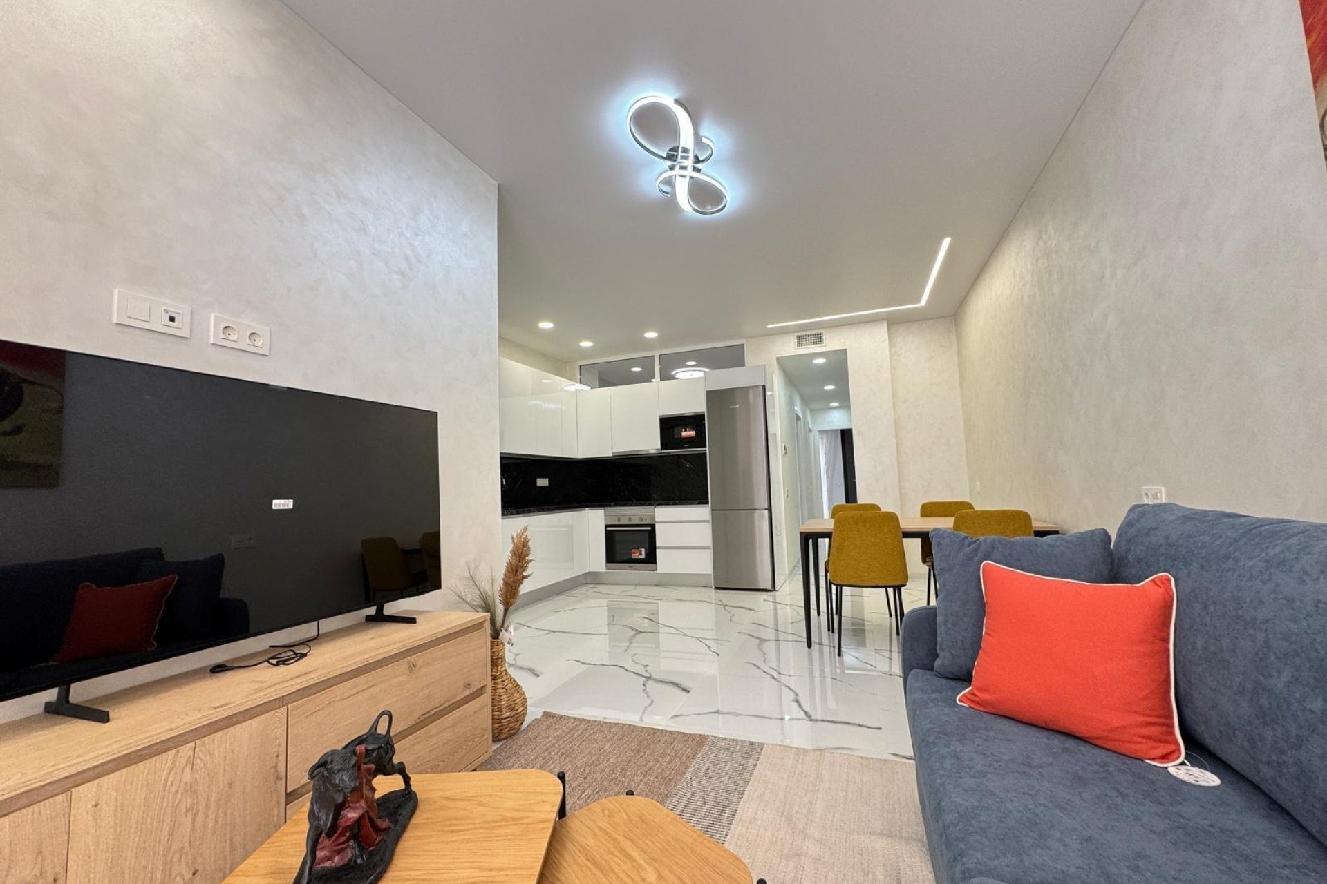 Resale - Apartment -
Torrevieja - Estacion De Autobuses