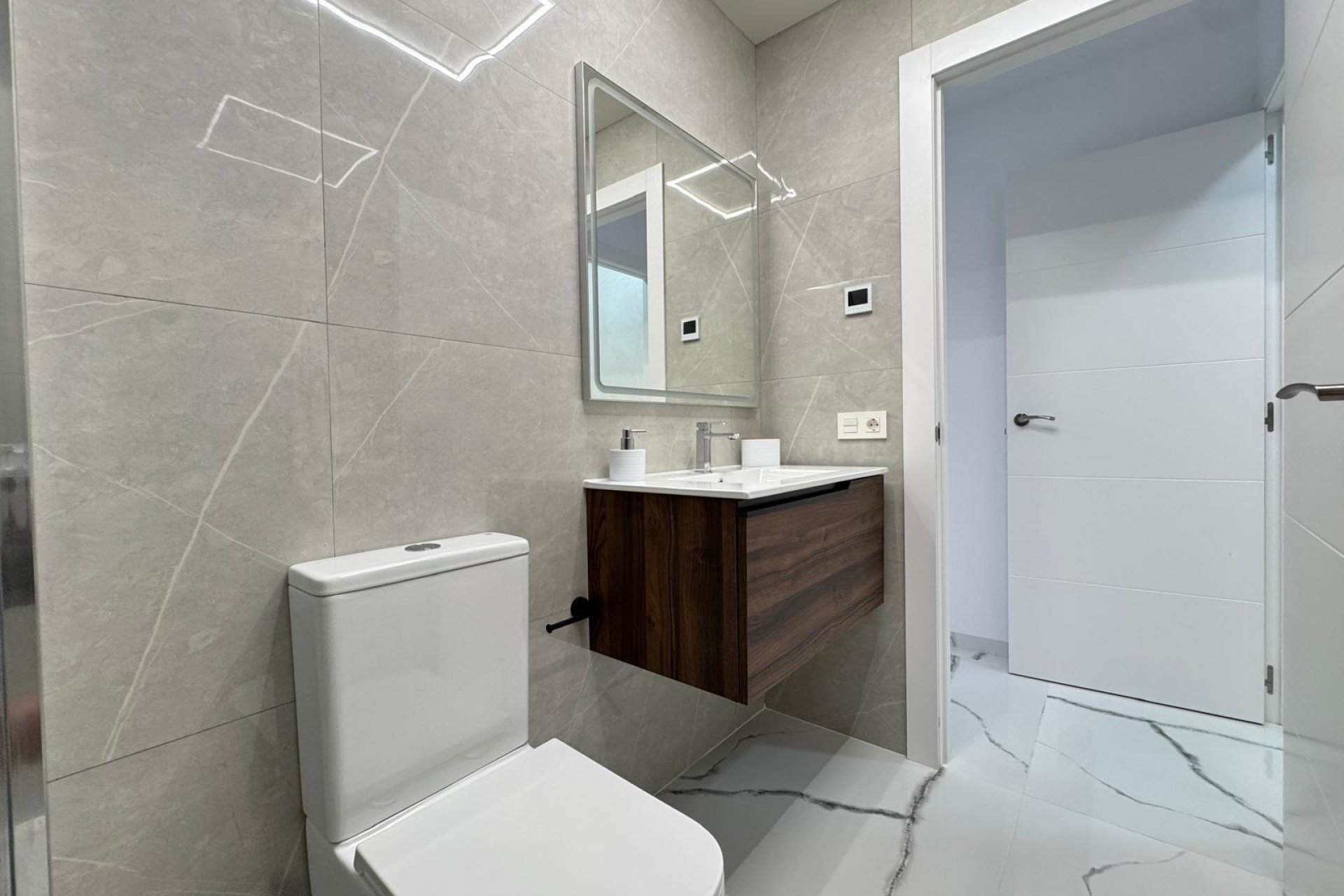 Resale - Apartment -
Torrevieja - Estacion De Autobuses