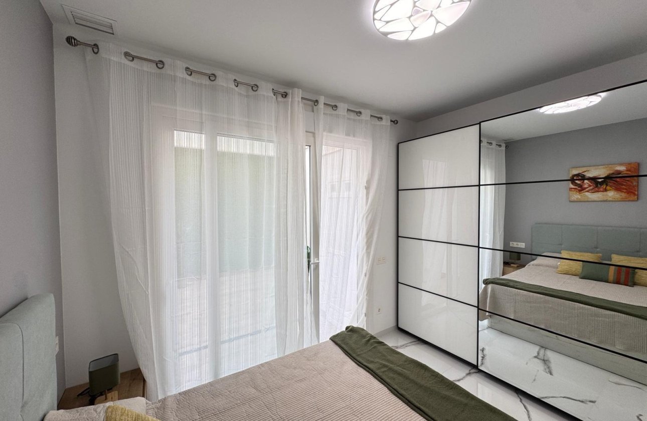 Resale - Apartment -
Torrevieja - Estacion De Autobuses