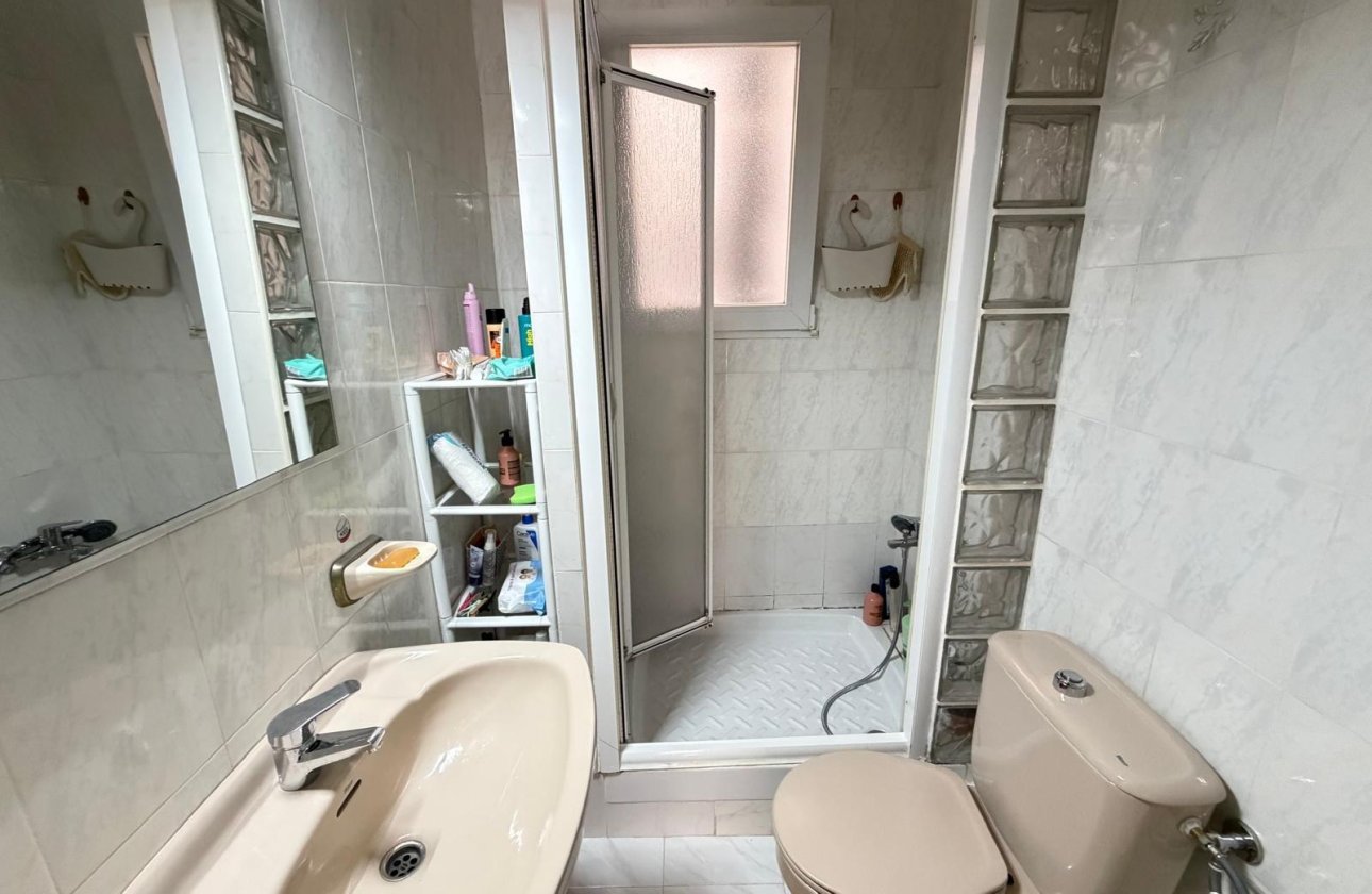 Resale - Apartment -
Torrevieja - Estacion De Autobuses