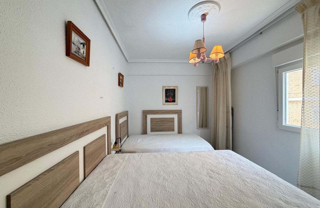 Resale - Apartment -
Torrevieja - Estacion De Autobuses