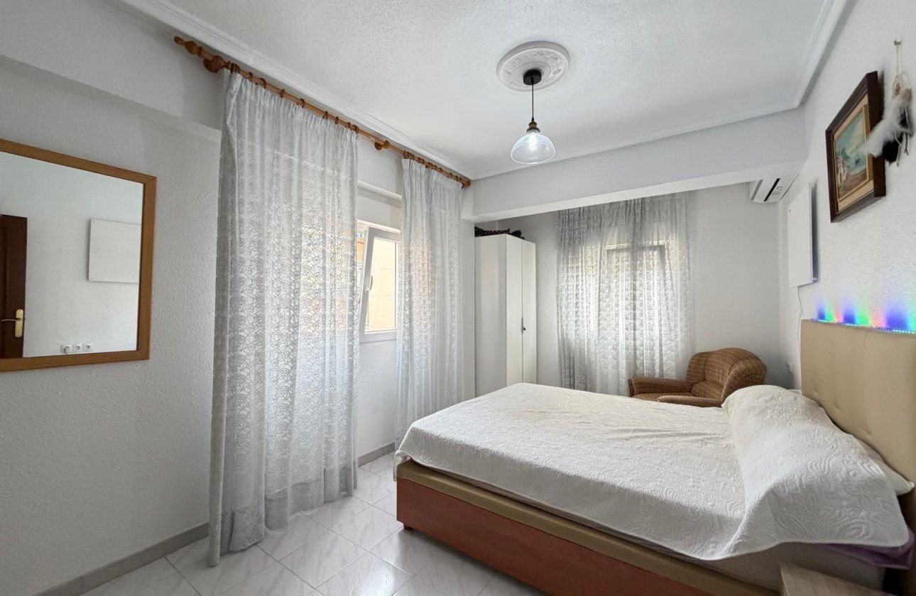 Resale - Apartment -
Torrevieja - Estacion De Autobuses