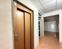 Resale - Apartment -
Torrevieja - Estacion De Autobuses