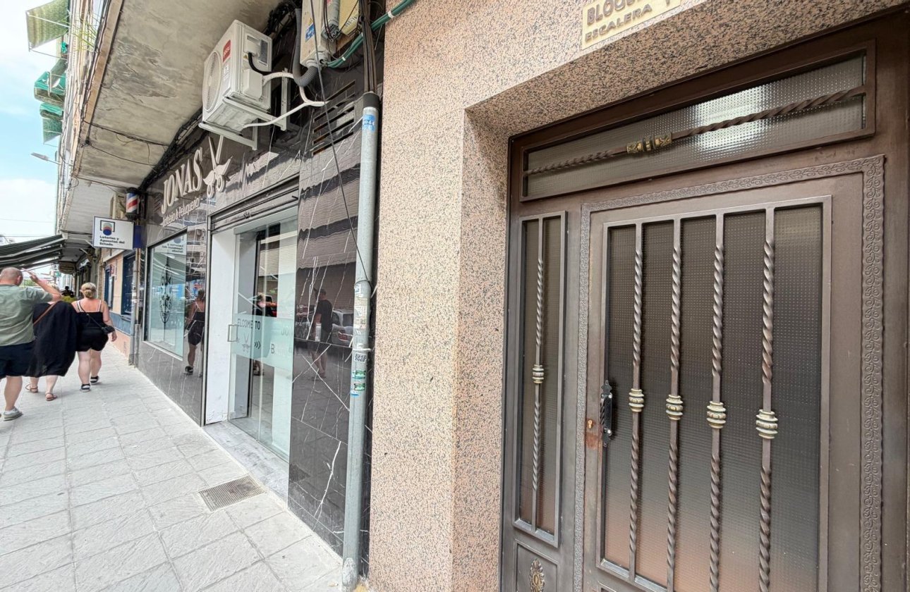 Resale - Apartment -
Torrevieja - Estacion De Autobuses