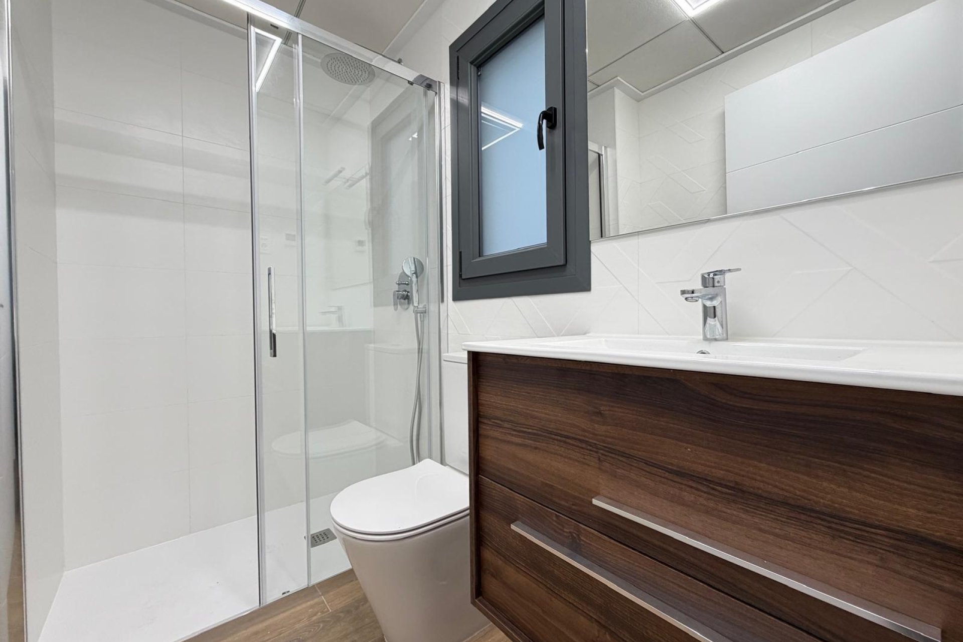 Resale - Apartment -
Torrevieja - Estacion De Autobuses