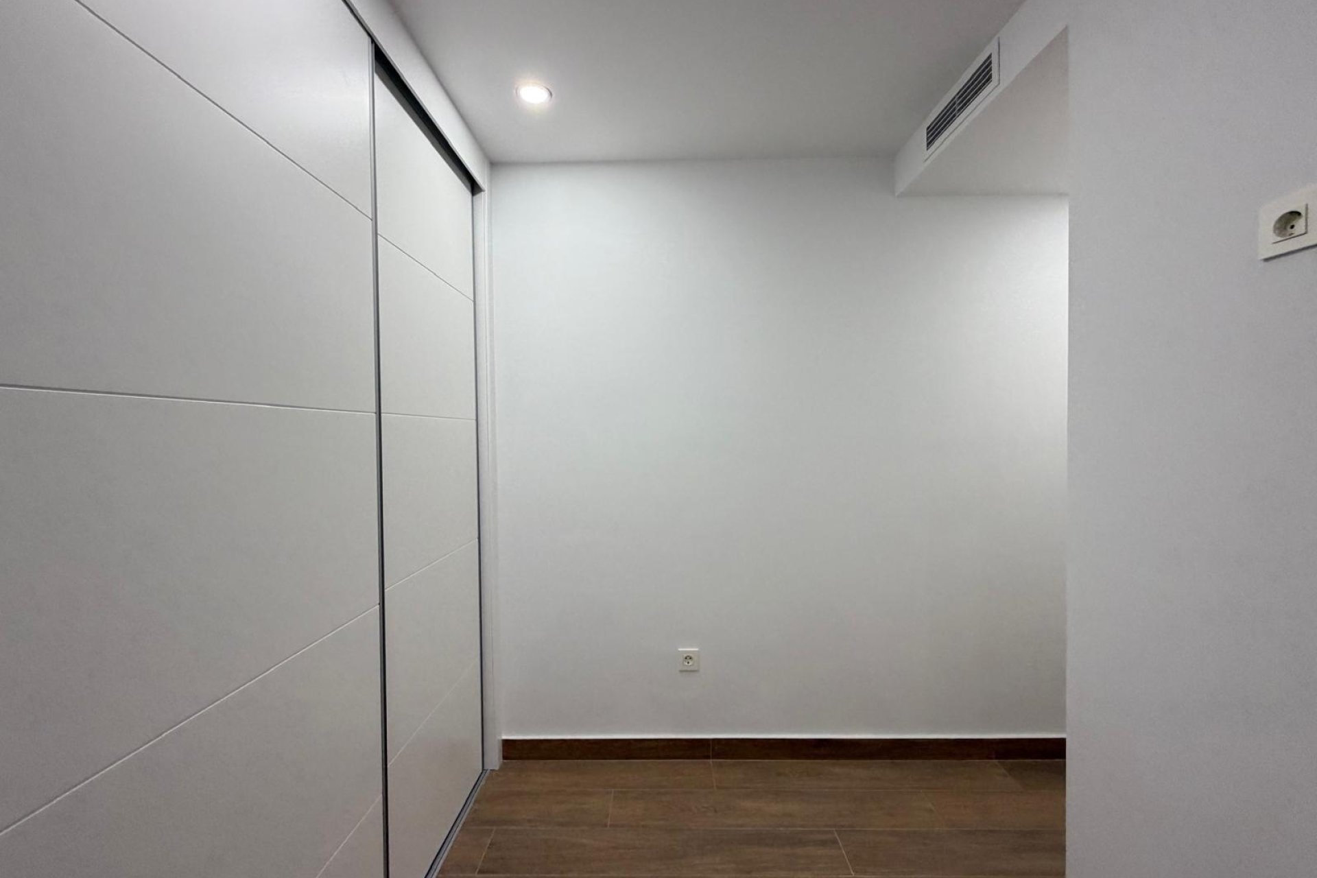 Resale - Apartment -
Torrevieja - Estacion De Autobuses