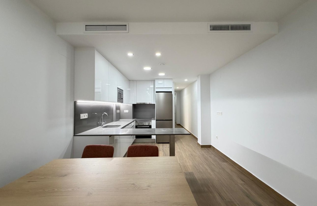 Resale - Apartment -
Torrevieja - Estacion De Autobuses