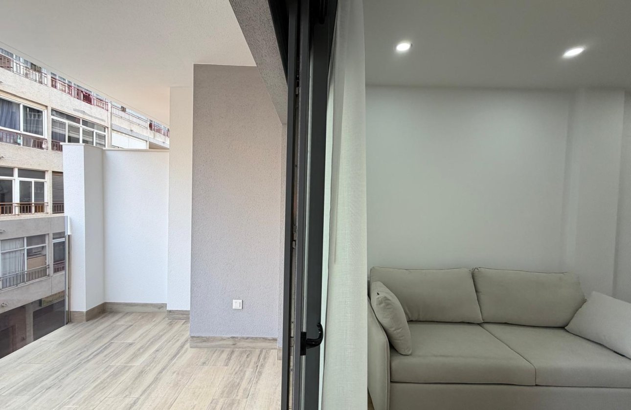 Resale - Apartment -
Torrevieja - Estacion De Autobuses