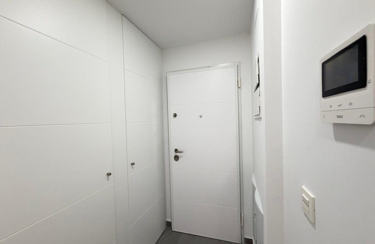 Resale - Apartment -
Torrevieja - Estacion De Autobuses