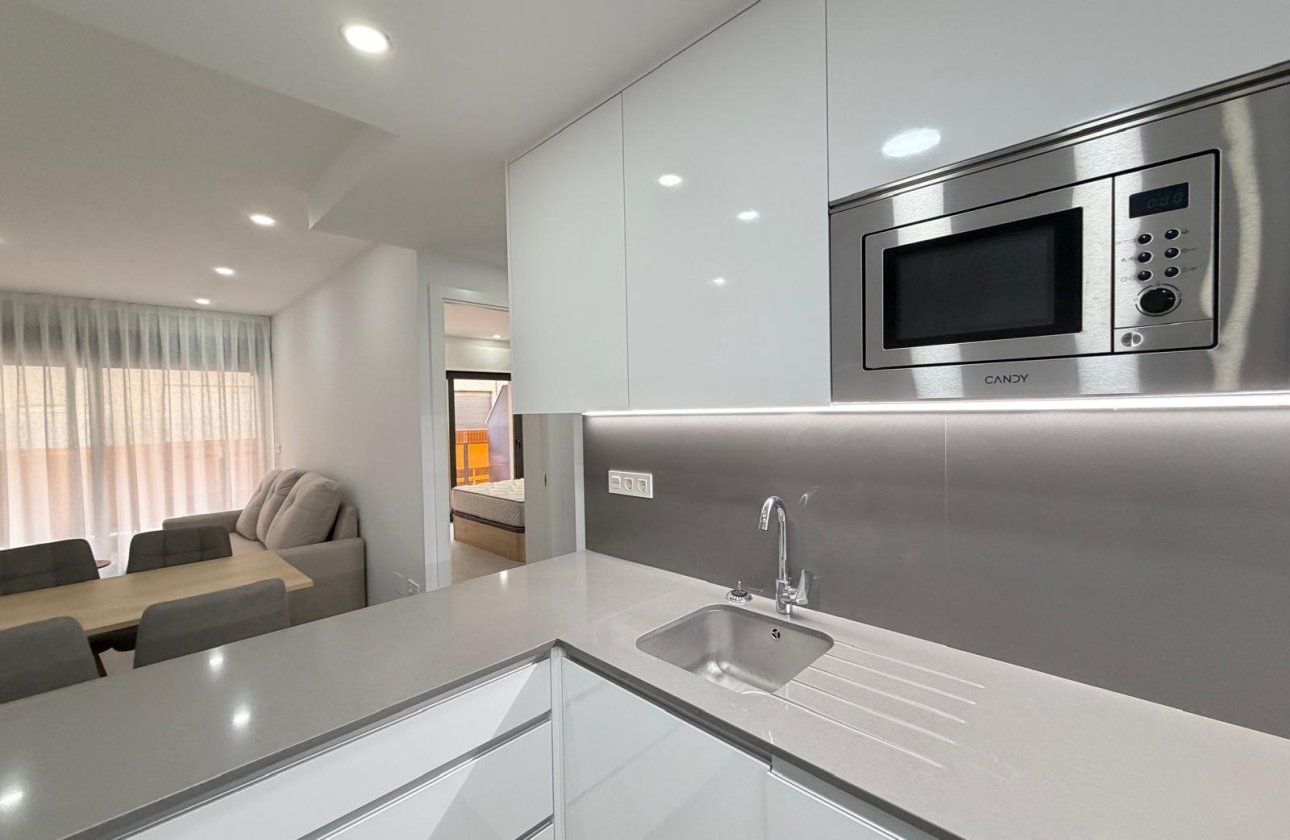 Resale - Apartment -
Torrevieja - Estacion De Autobuses