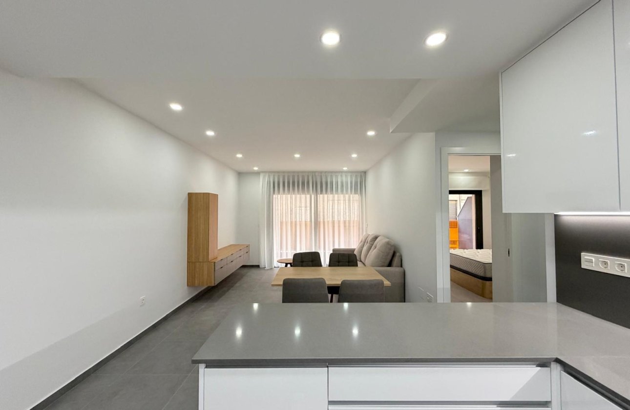Resale - Apartment -
Torrevieja - Estacion De Autobuses