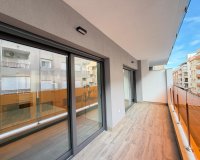 Resale - Apartment -
Torrevieja - Estacion De Autobuses