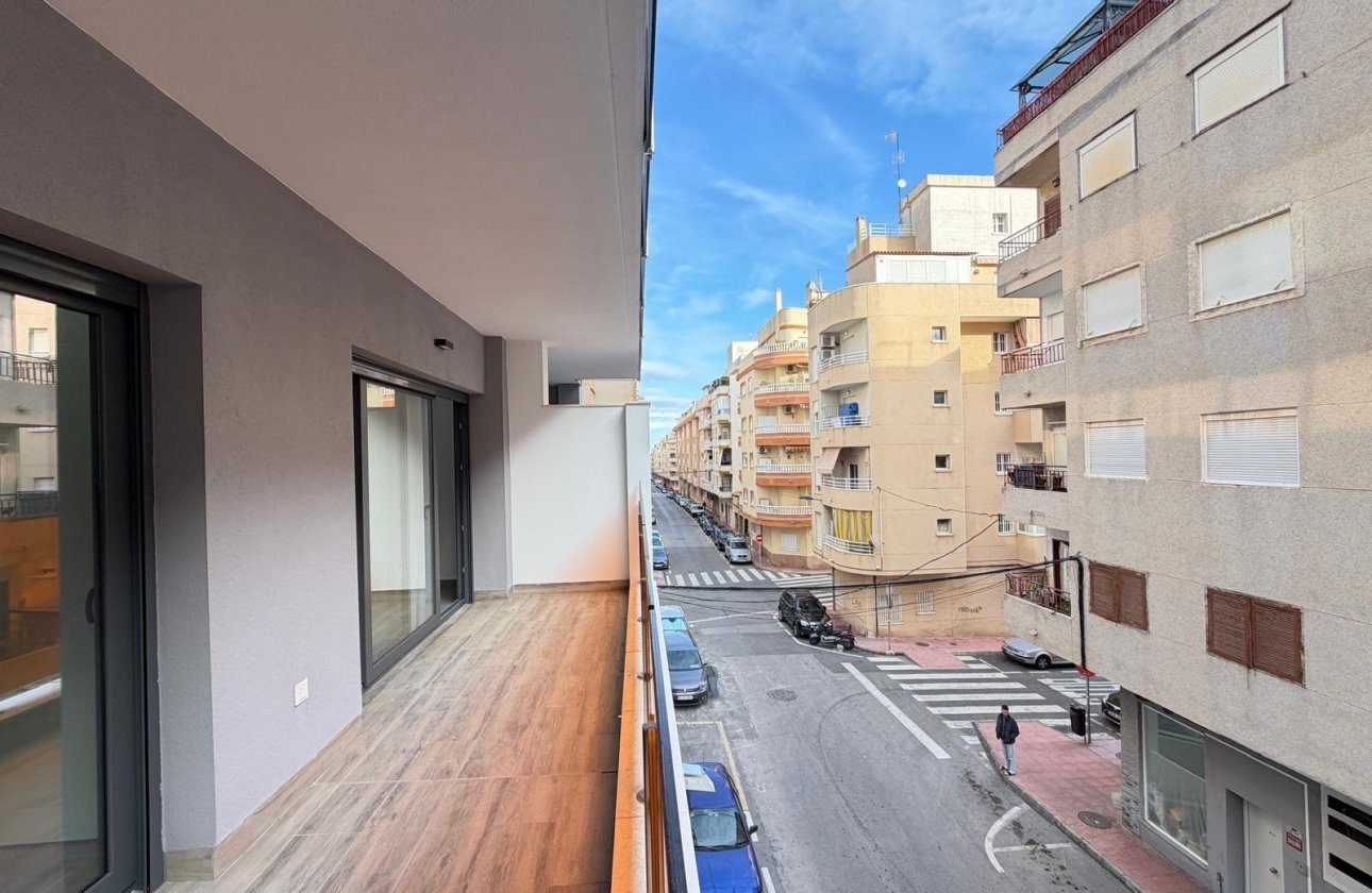 Resale - Apartment -
Torrevieja - Estacion De Autobuses