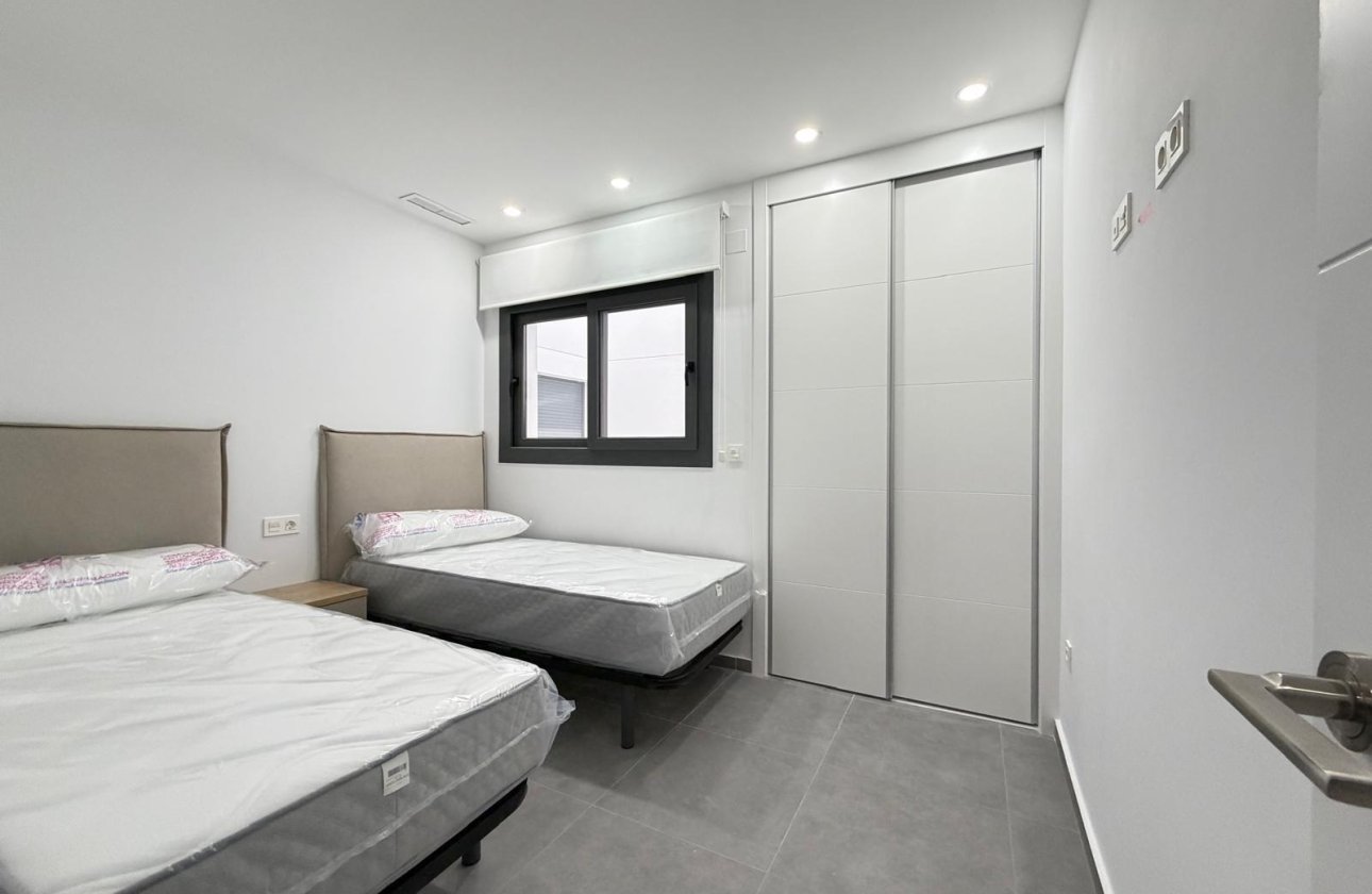 Resale - Apartment -
Torrevieja - Estacion De Autobuses