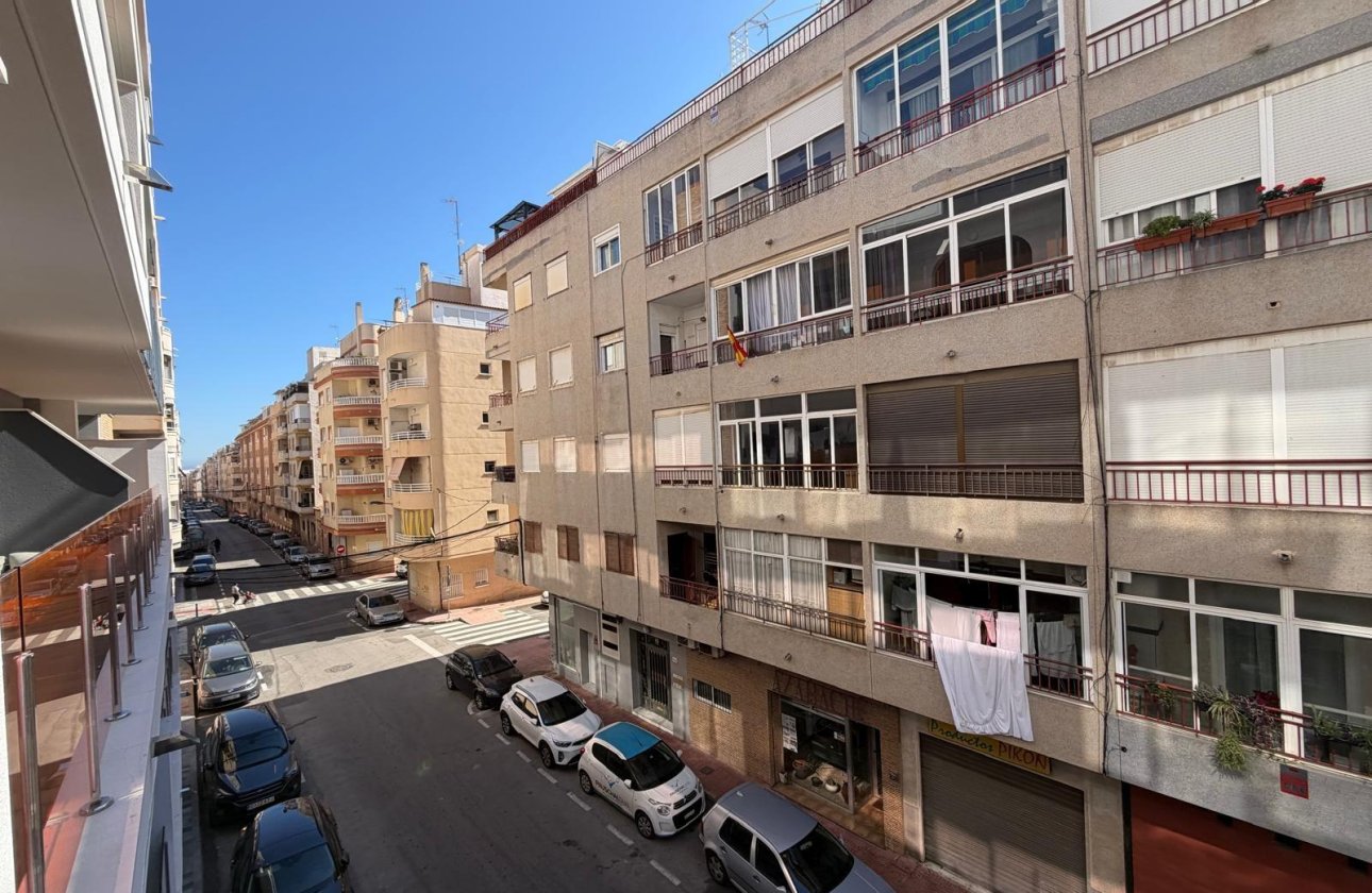 Resale - Apartment -
Torrevieja - Estacion De Autobuses