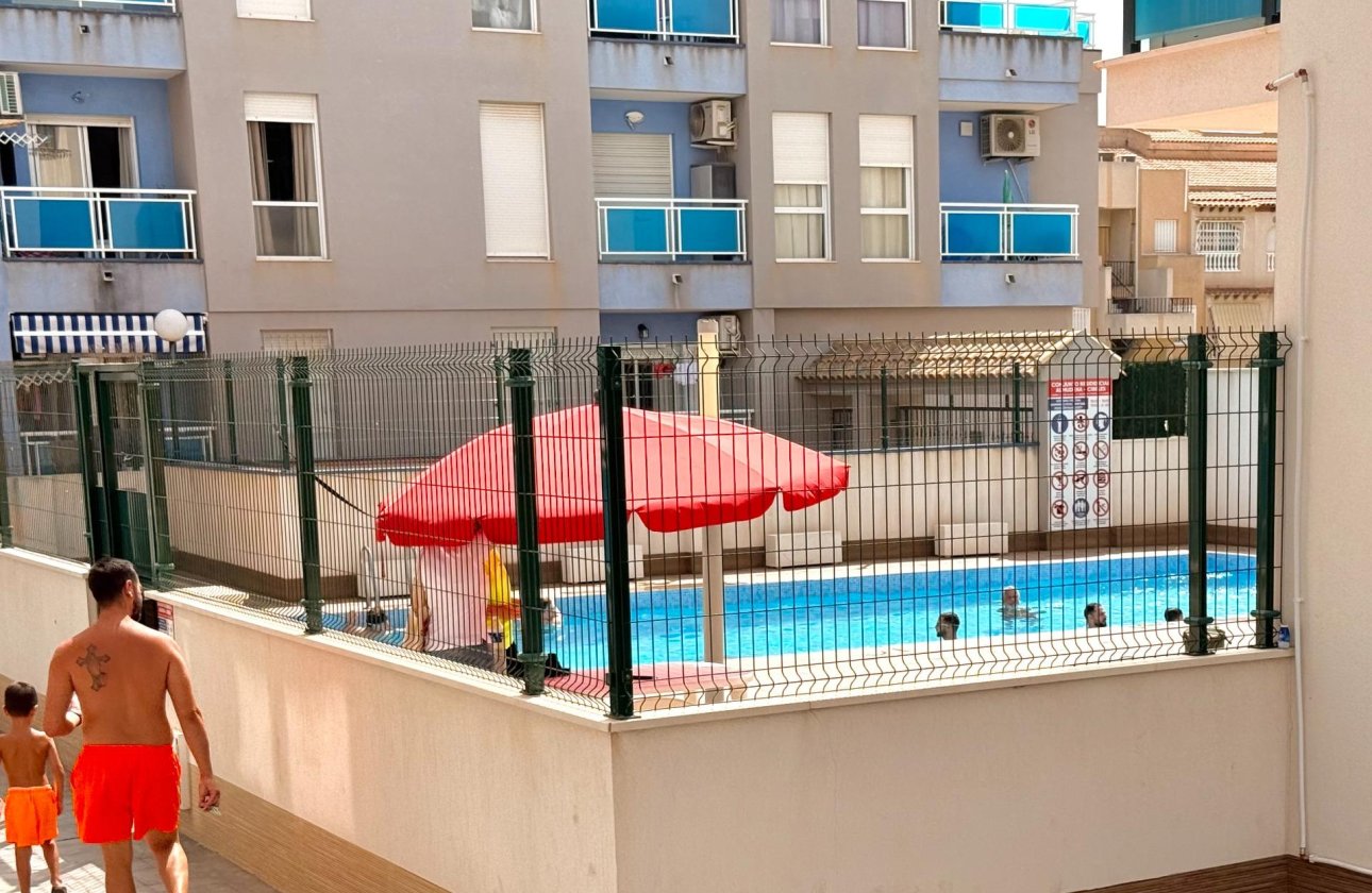 Resale - Apartment -
Torrevieja - Estacion De Autobuses
