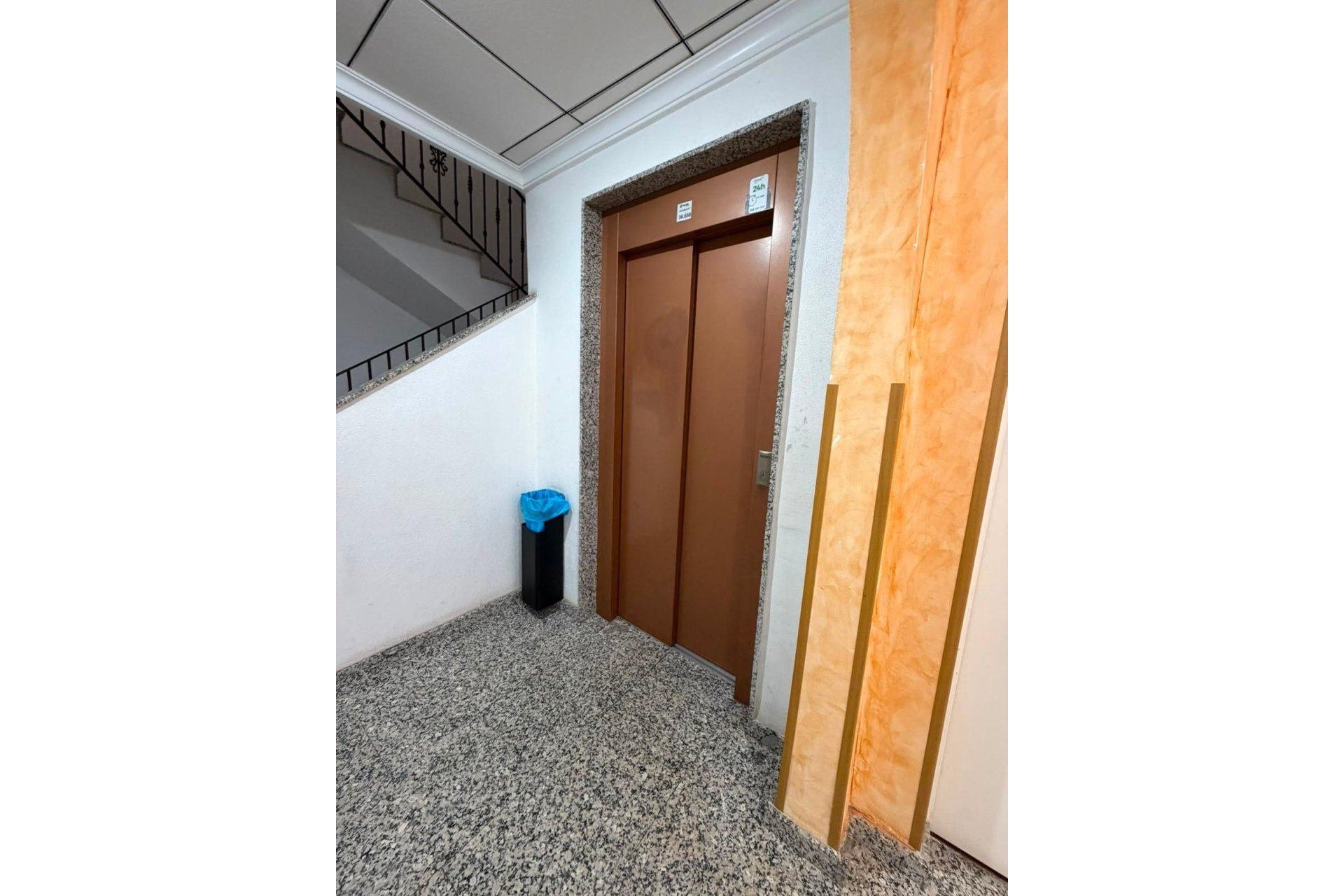 Resale - Apartment -
Torrevieja - Estacion De Autobuses