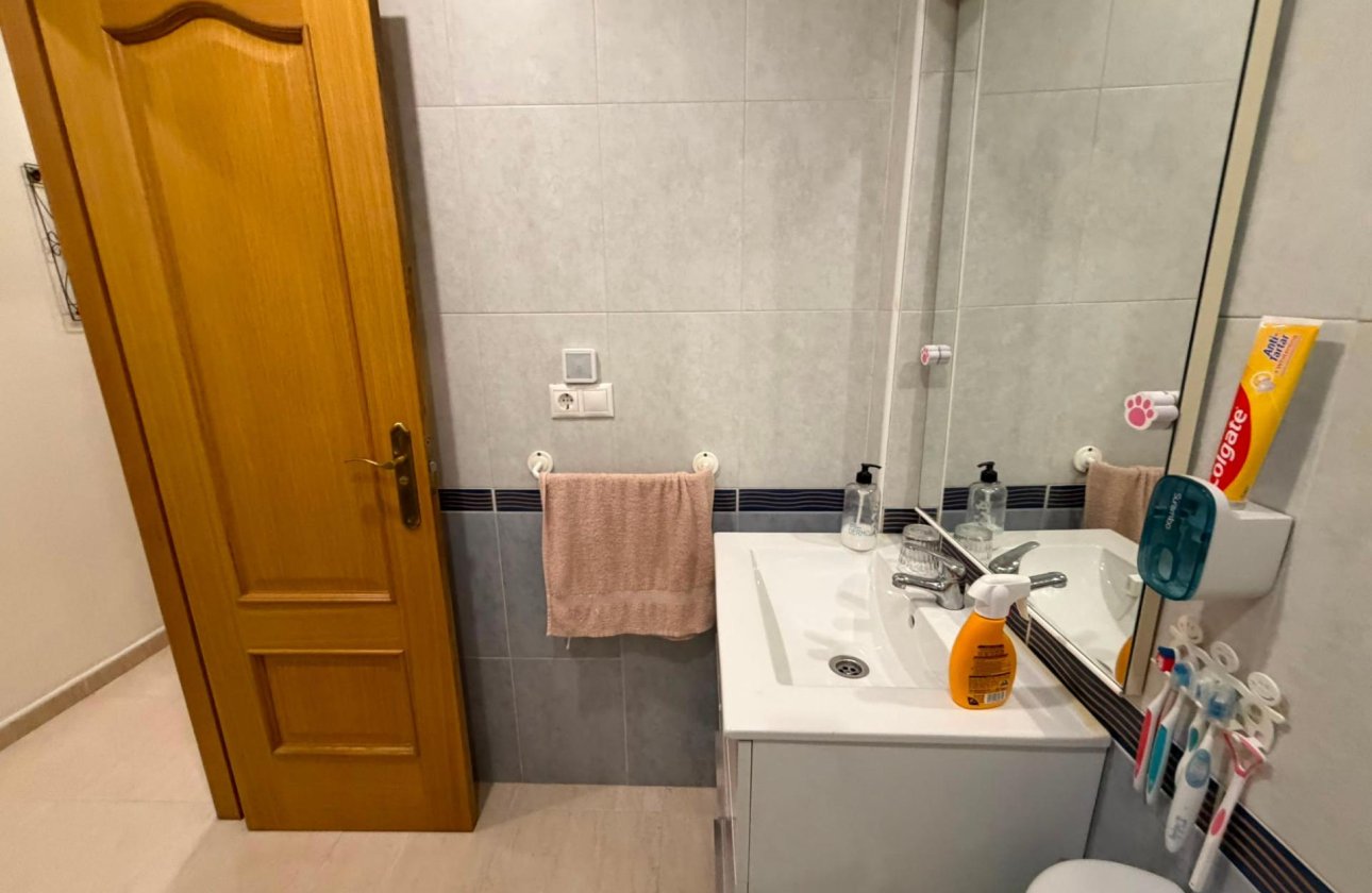 Resale - Apartment -
Torrevieja - Estacion De Autobuses