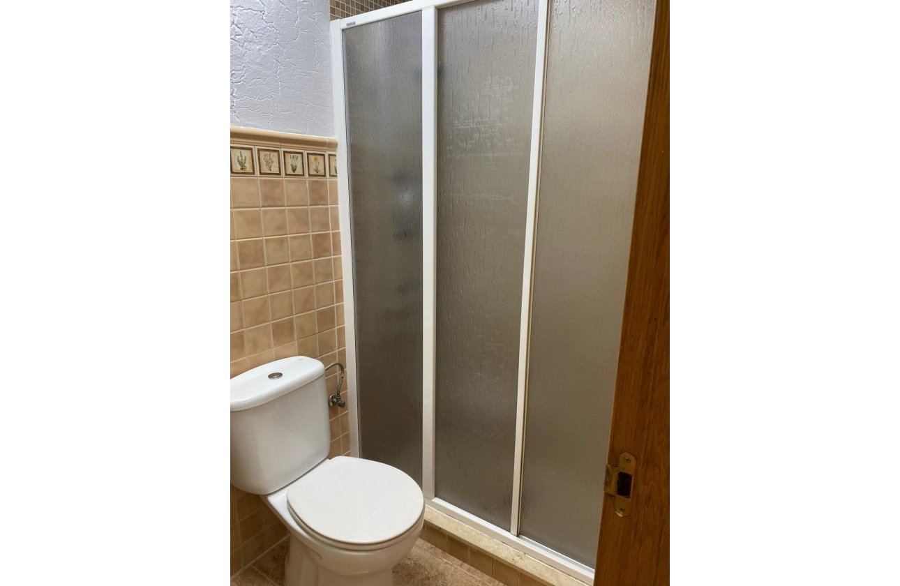 Resale - Apartment -
Torrevieja - Estacion De Autobuses