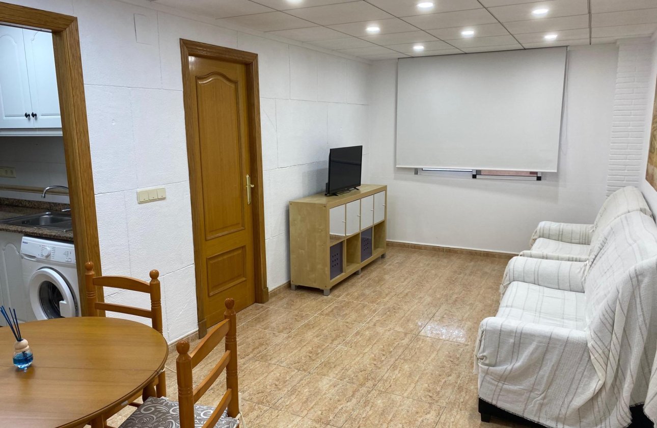 Resale - Apartment -
Torrevieja - Estacion De Autobuses
