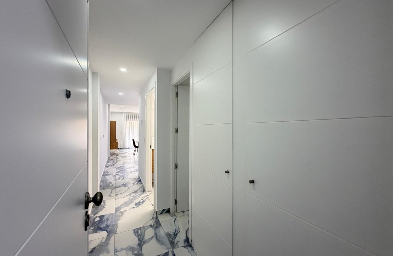 Resale - Apartment -
Torrevieja - Estacion De Autobuses