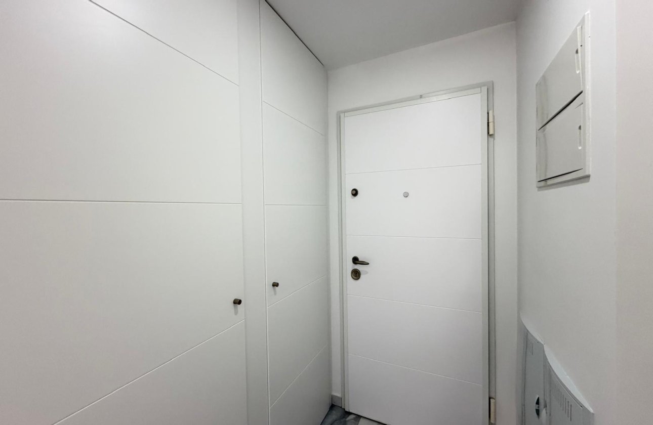 Resale - Apartment -
Torrevieja - Estacion De Autobuses